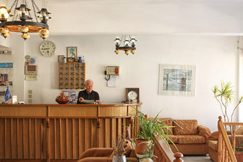 Kastro Hotel 2*