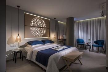 LAVRIS City Suites 0*