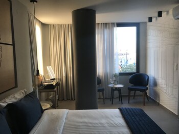LAVRIS City Suites 0*