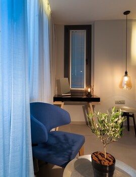 LAVRIS City Suites 0*