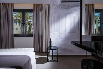 LAVRIS City Suites 0*