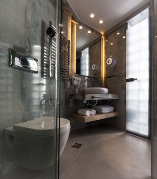 LAVRIS City Suites 0*