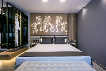 LAVRIS City Suites 0*