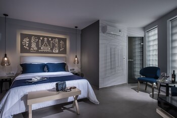 LAVRIS City Suites 0*