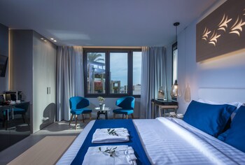 LAVRIS City Suites 0*