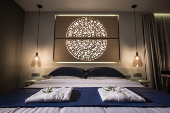 LAVRIS City Suites 0*