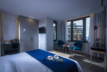 LAVRIS City Suites 0*