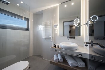 LAVRIS City Suites 0*