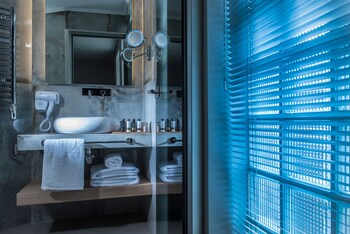 LAVRIS City Suites 0*