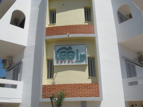 Megim Hotel 2*