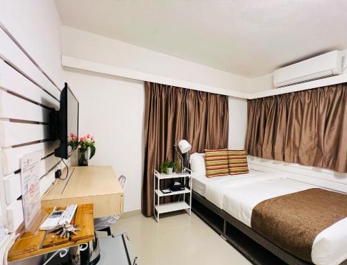 Bayshore Inn 2*