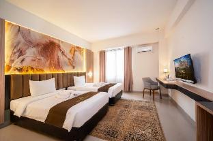 Grand Altuz Yogyakarta 4*