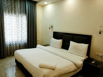 Hotel PK Residency 3*