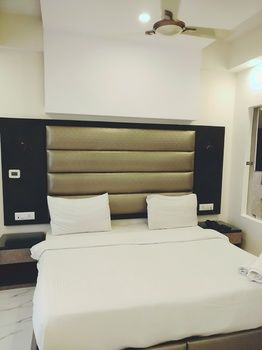 Hotel PK Residency 3*