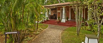 Club Mahindra Ashtamudi 4*