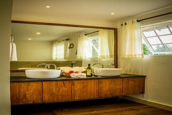 Blackberry Hills Munnar - Nature Resort & Spa 4*
