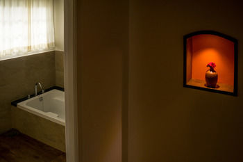 Blackberry Hills Munnar - Nature Resort & Spa 4*