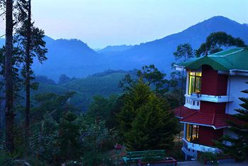 Camelot Resort 3*