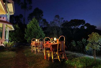 Camelot Resort 3*