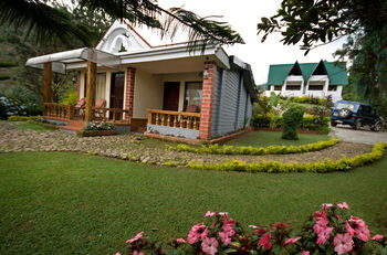 Camelot Resort 3*