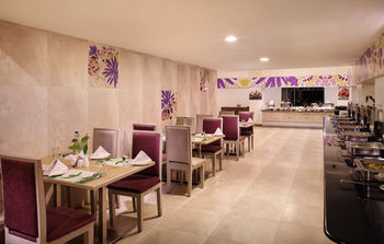 Sterling Munnar 4*