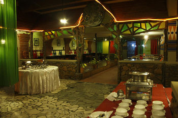 Sterling Munnar 4*