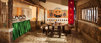 Sterling Munnar 4*