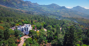 Sterling Munnar 4*