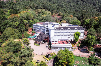 Sterling Munnar 4*