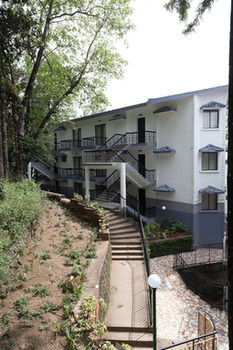 Sterling Munnar 4*