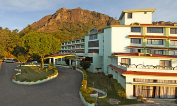 Sterling Munnar 4*