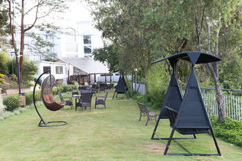 Sterling Munnar 4*