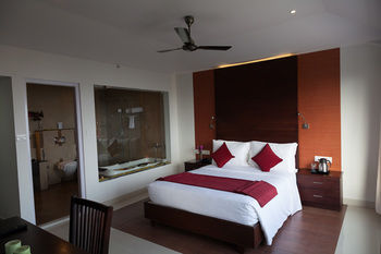 Sterling Munnar 4*