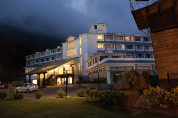 Sterling Munnar 4*