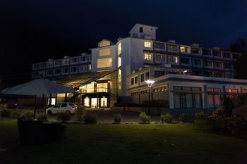 Sterling Munnar 4*