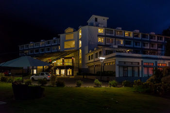 Sterling Munnar 4*