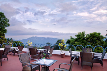 Sterling Munnar 4*