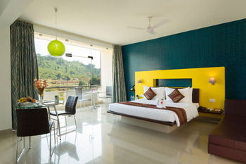 Sterling Yelagiri 3*