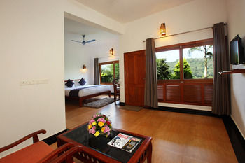 Arayal Resorts: A Unit of Sharoy Resort, Wayanad 5*