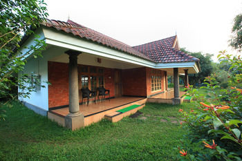 Arayal Resorts: A Unit of Sharoy Resort, Wayanad 5*