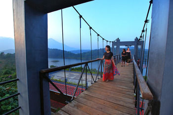 Arayal Resorts: A Unit of Sharoy Resort, Wayanad 5*