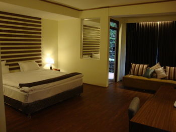 Maya Inn 3*