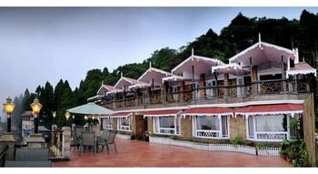 Summit Grace Boutique Hotel & Spa, Darjeeling 3*