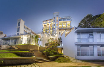 Fragrant Nature Munnar - A Classified Hotel 5*