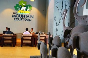 The Mountain Courtyard Thekady 4*