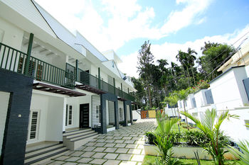 Le Villagio Resort & Domes 3*