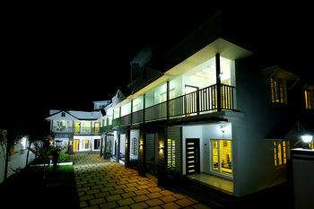 Le Villagio Resort & Domes 3*