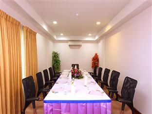 White Gate Residency 4*