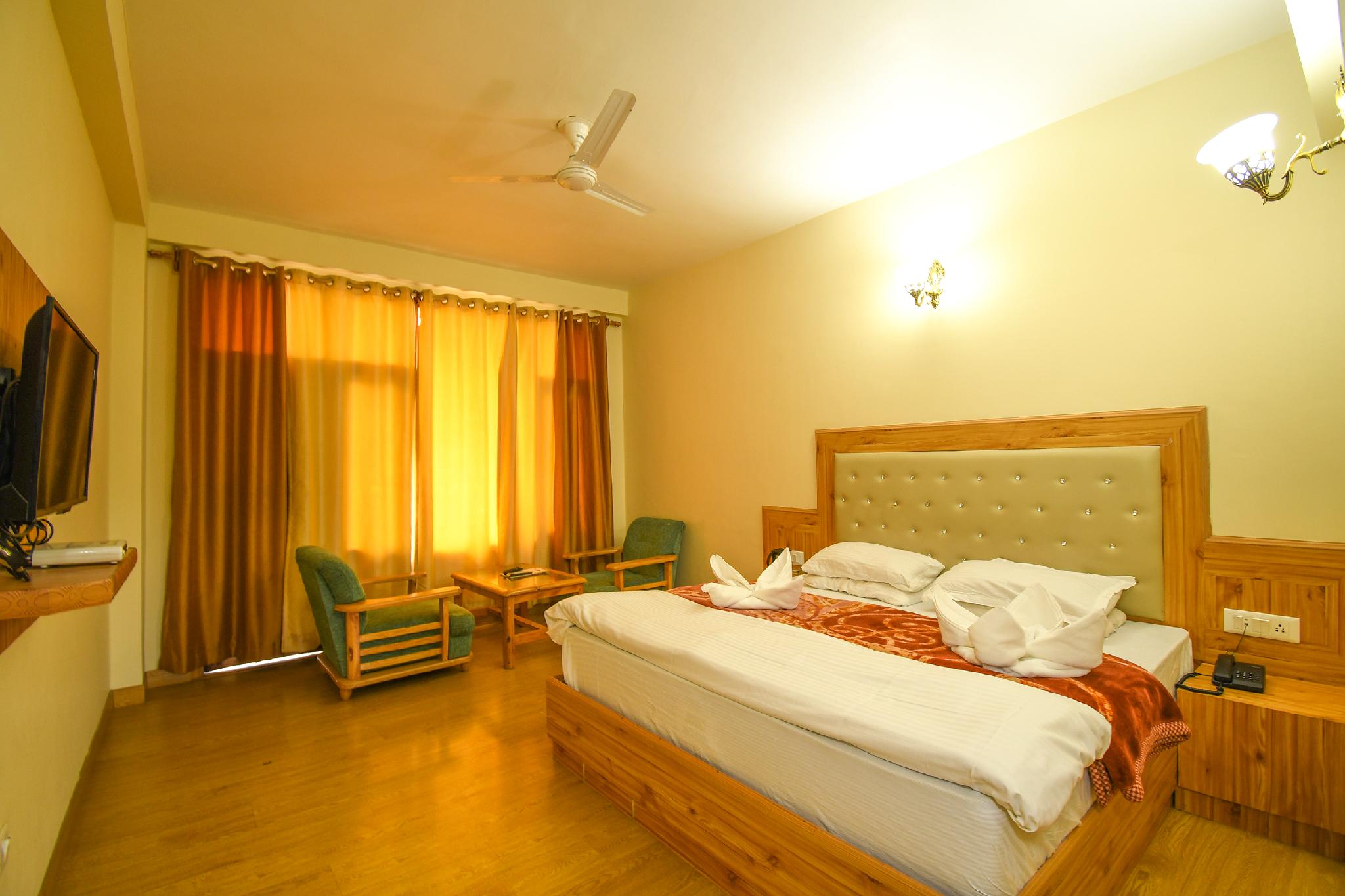 New Ambika International 2*