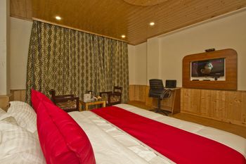 Sarthak Regency 3*